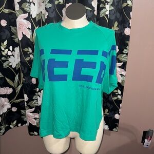 Women’s Large Reebok Crop Top Tee